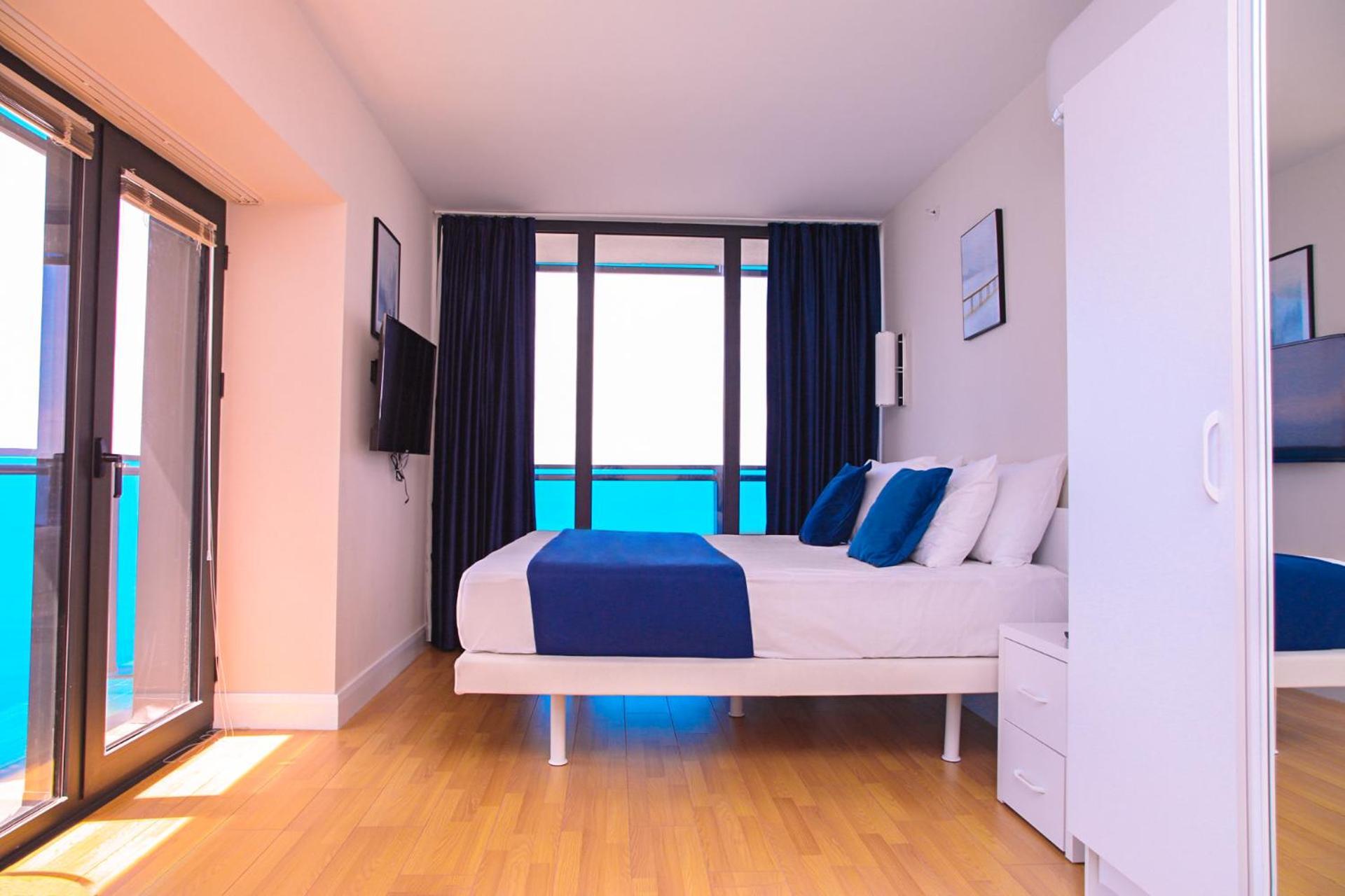Orbi City Hotel With Sea View Batumi Bagian luar foto